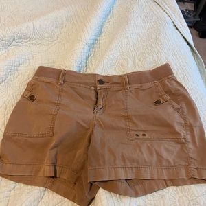 Sonoma khaki elastic waist shorts